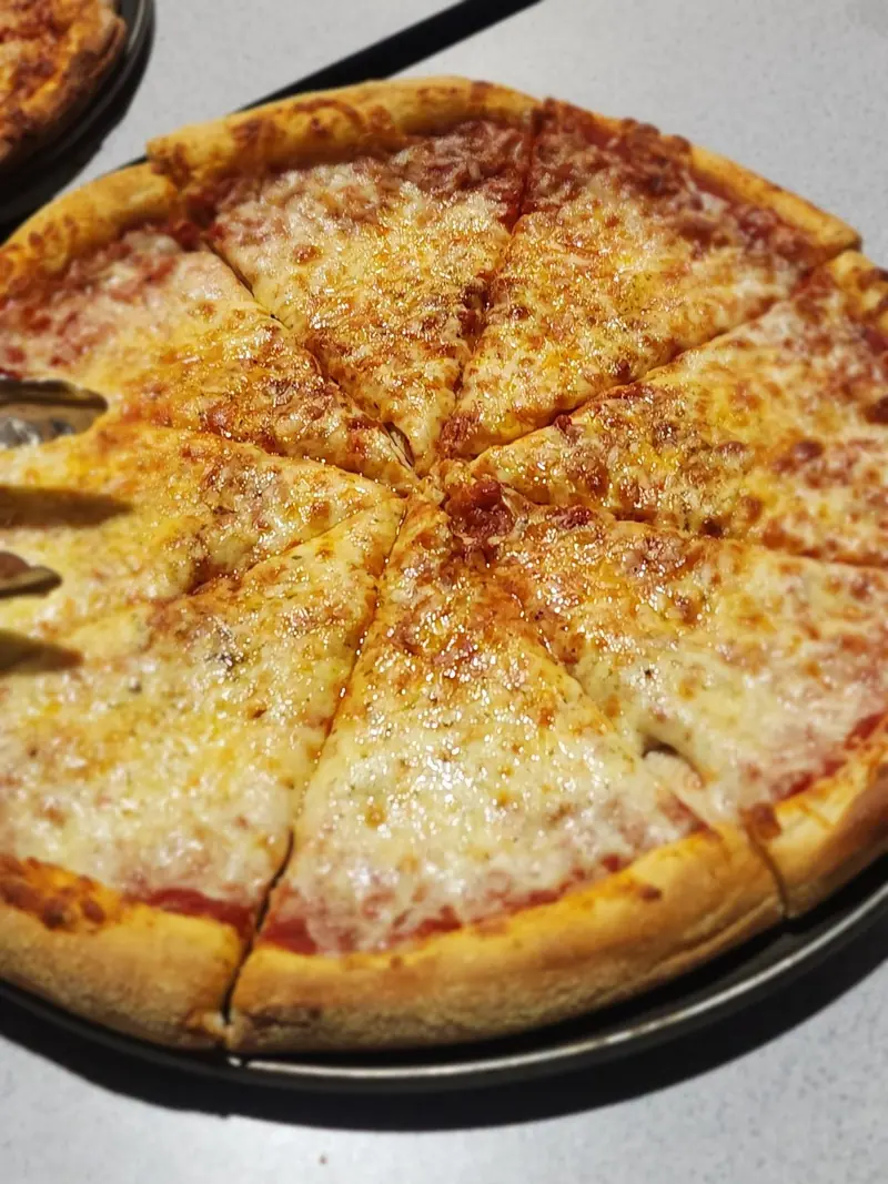 Cheese pizza