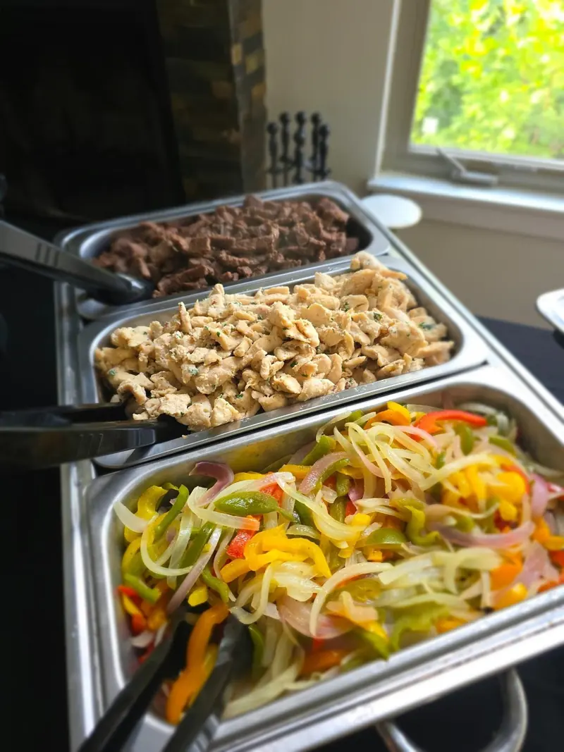 Buffet chafing dishes